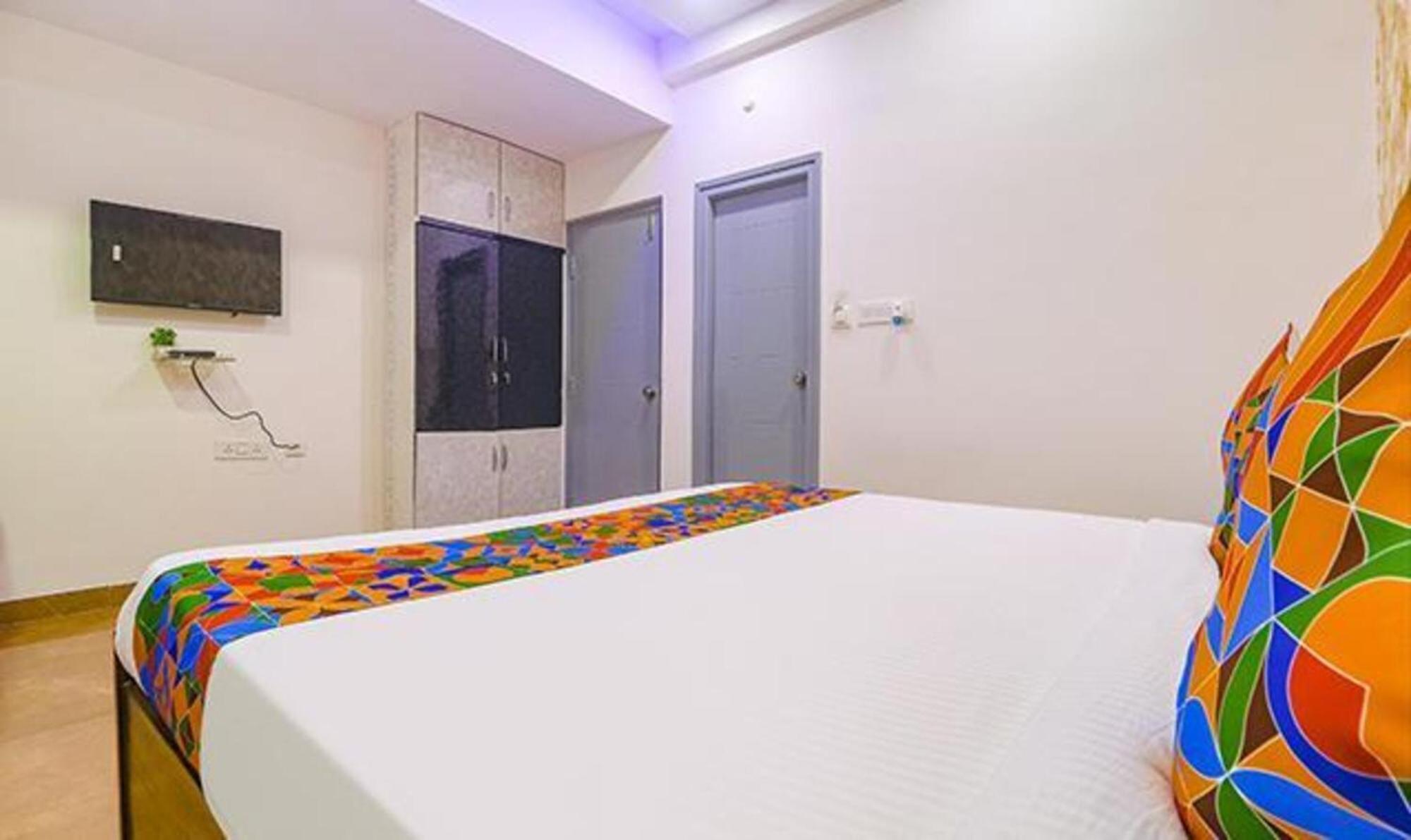 Fabexpress The Dream Elite - Nr Golconda Fort, Manikonda حيدر أباد المظهر الخارجي الصورة